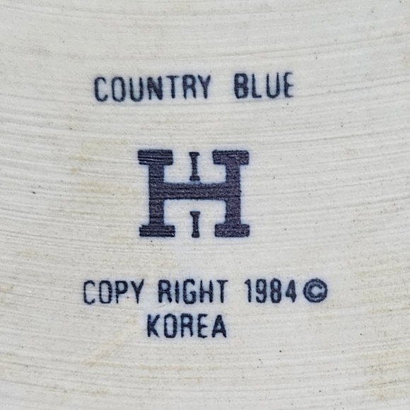 1984 Vtg International House Country Blue, Blue Cat Covered Casserol Dish, Korea - Picture 9 of 9